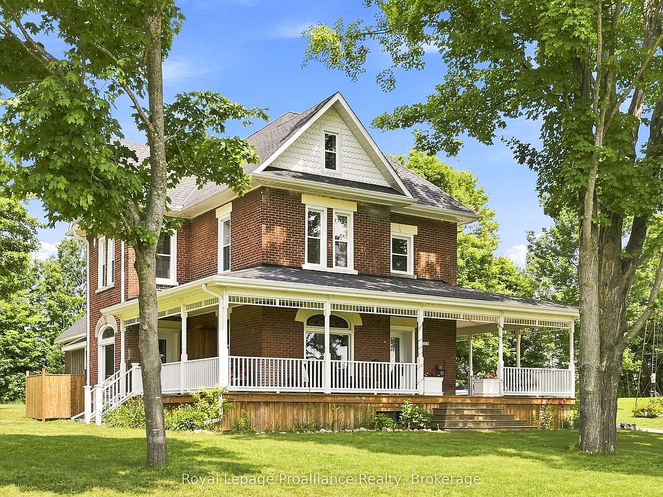 1st image of 1376 Queensborough Rd