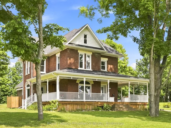 1376 Queensborough Rd, Tweed, ON K0K 2K0