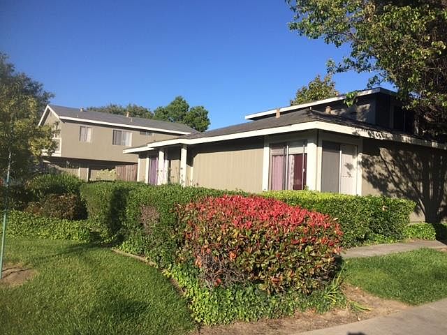 1st image of 1354 McQuesten Dr APT A