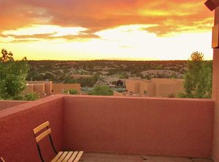 627 Avenida Colima, Santa Fe, NM 87506