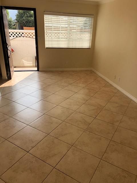 1st image of 639 Irvine Ave