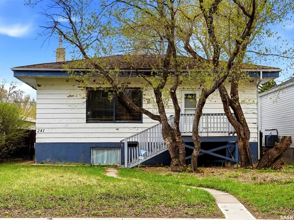 241 St John STREET, Regina, SK S4R 1P8