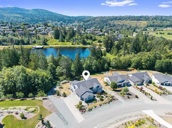 24050 Dolphin Lane, Mount Vernon, WA 98274