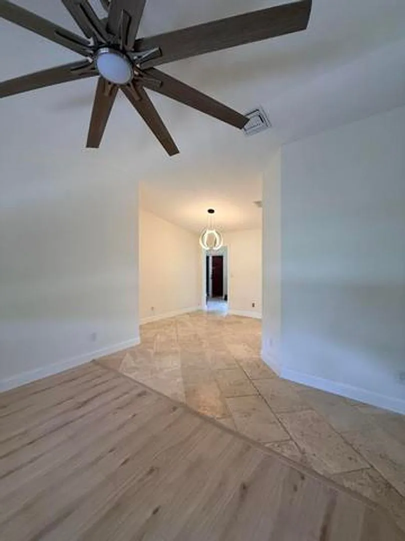 550 SW Natura Avenue, Deerfield Beach, FL 33441 — Photo 4