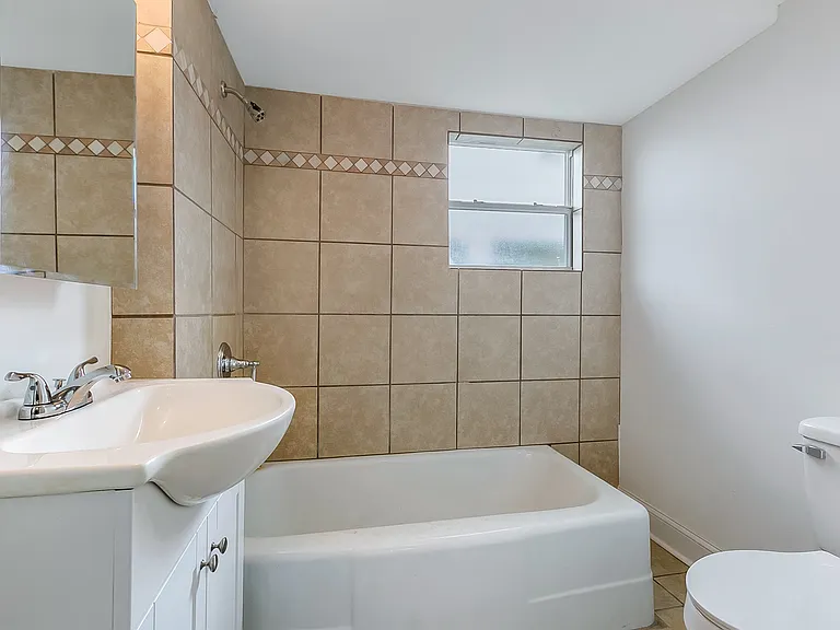 1227 Saint Roch Ave #B — Photo 5