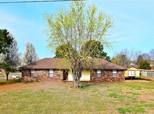 2601 Reeves Cir, Van Buren, AR 72956