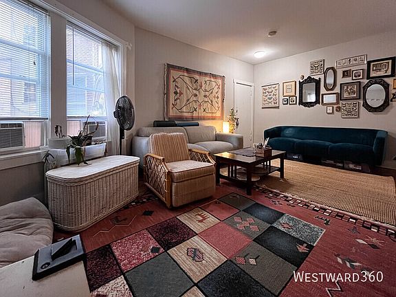 3rd image of 1664 W Farwell Ave APT 1E