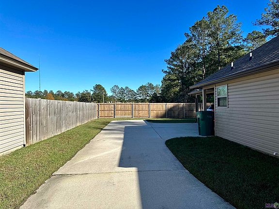 4th image of 28206 Lake Borgne Ave