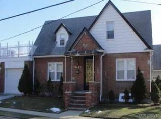 18604 48th Ave, Flushing, NY 11365