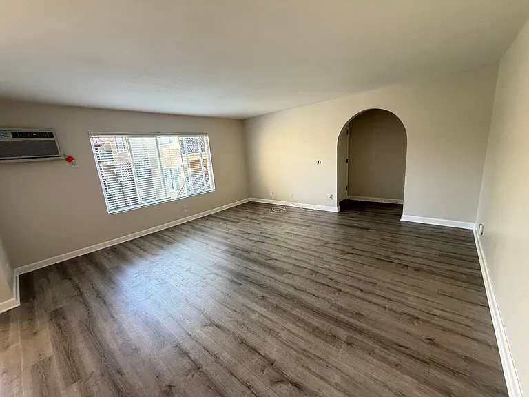 7720 Crescent Ave — Photo 29