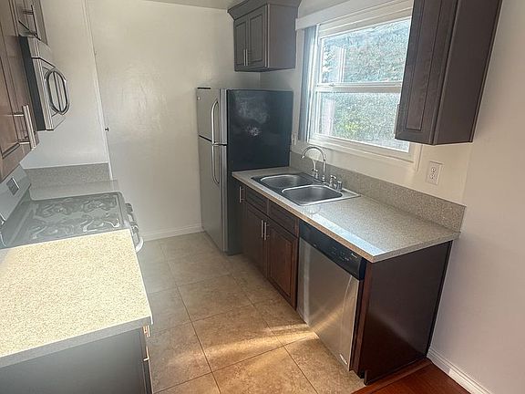 2nd image of 3367-73 Overland Ave #7108