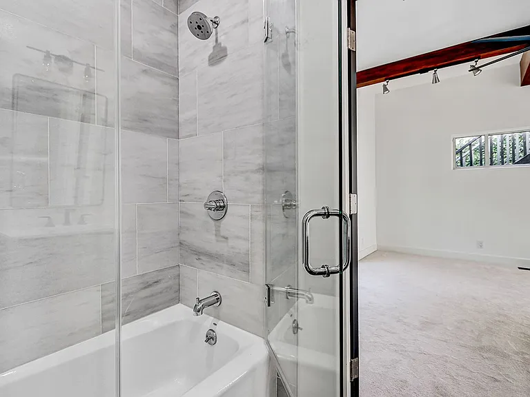 204 N Poinsettia Ave — Photo 19