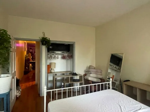 839 Halsey Street image 6 of 14