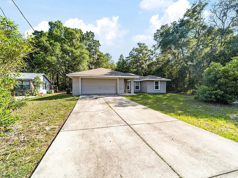 19619 SW Eagle Dr — Photo 3