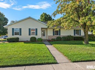 1224 Old Crows Way, Springfield, IL 62712