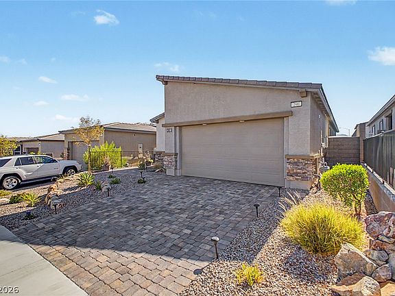 4th image of 290 Fossil Falls St