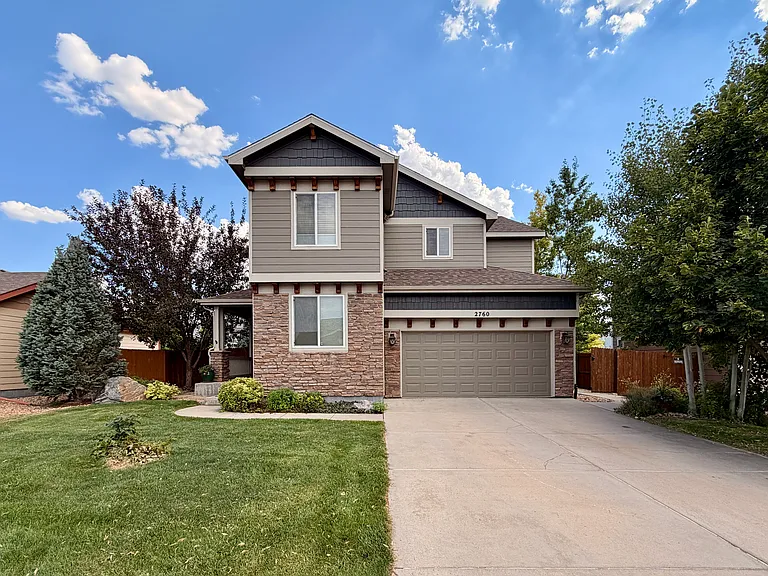 2760 Bridle Dr — Photo 1