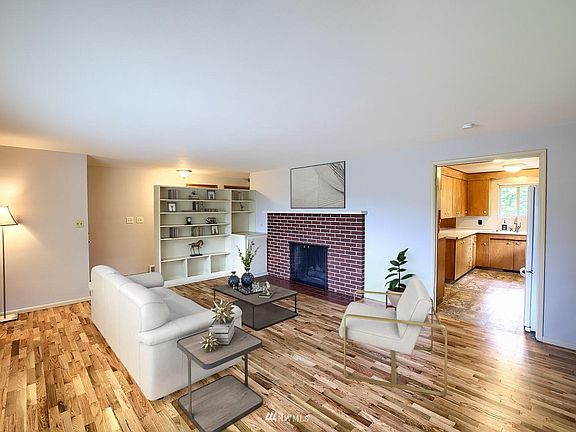 3rd image of 750 Alvord Ave N