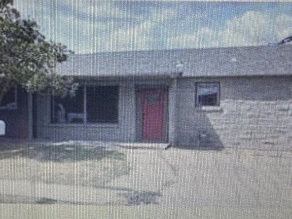 2nd image of 2305 30th St