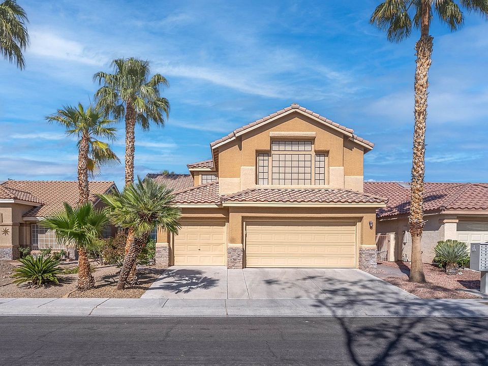 1st image of 1748 Royal Canyon Dr
