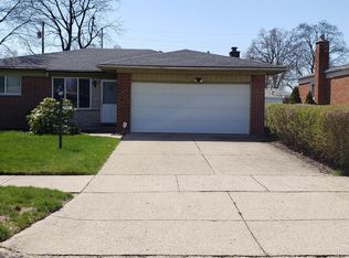 35693 Hees St, Livonia, MI 48150