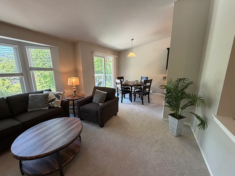 280 NW Holly St #6 — Photo 61