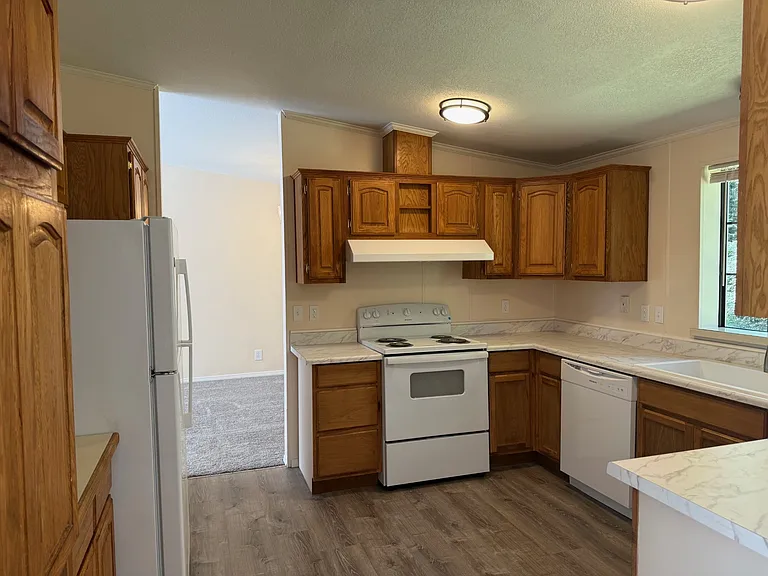 26583 Sanderling Pl NE — Photo 2