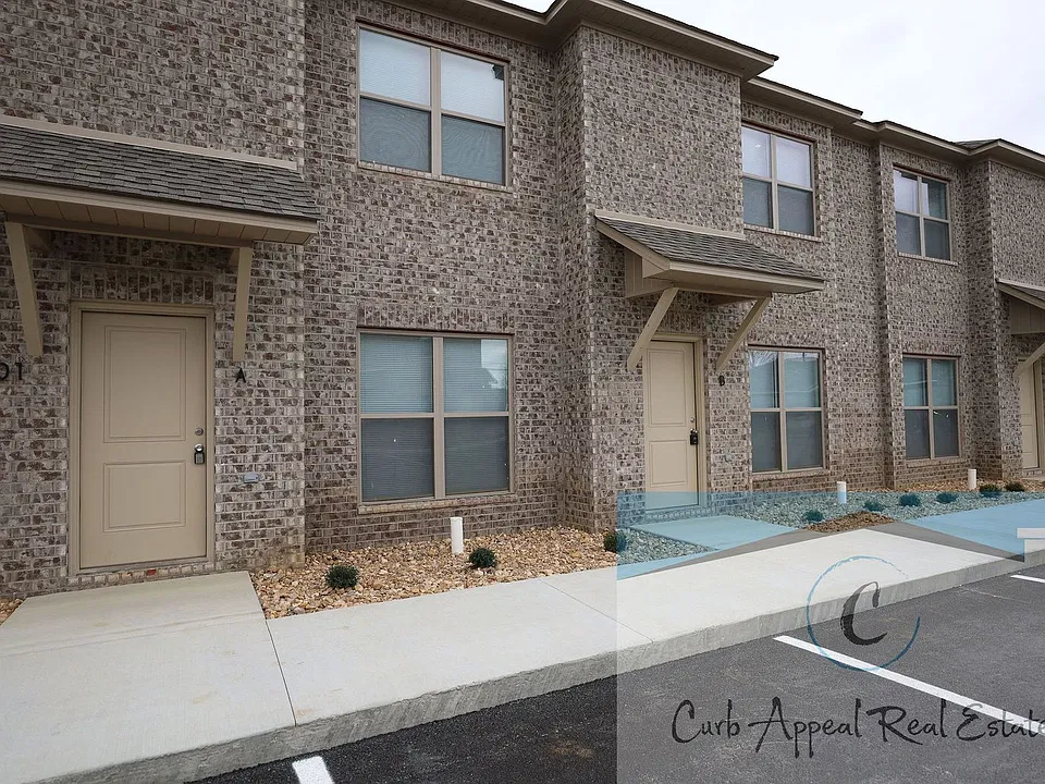 2801 Forest Home