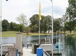 24389 Ridgeway Rd, Thompsonville, IL 62890