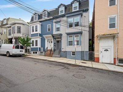 5 Monmouth St, East Boston, MA, 02128