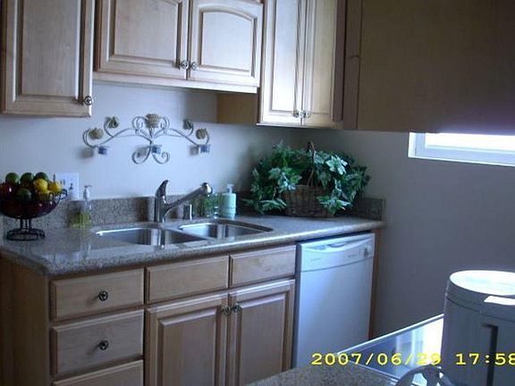4th image of 2136 Avenida De La Playa