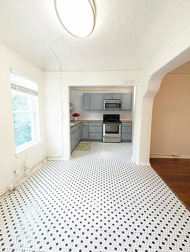 420 W Elsmere Pl #7 Photo 1