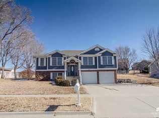 123 Navajo Rd, Junction City, KS 66441