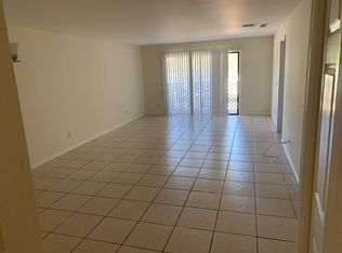 2405 16th Ave #202, Vero Beach, FL 32960