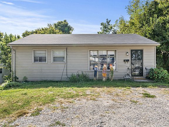 2nd image of 602 Norwood Dr