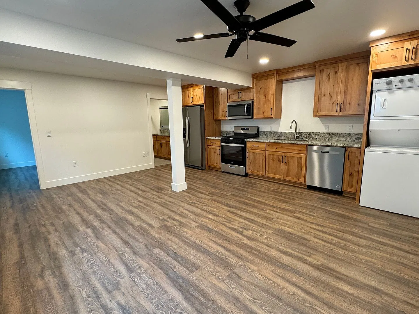 848 W 1st Street — Photo 4