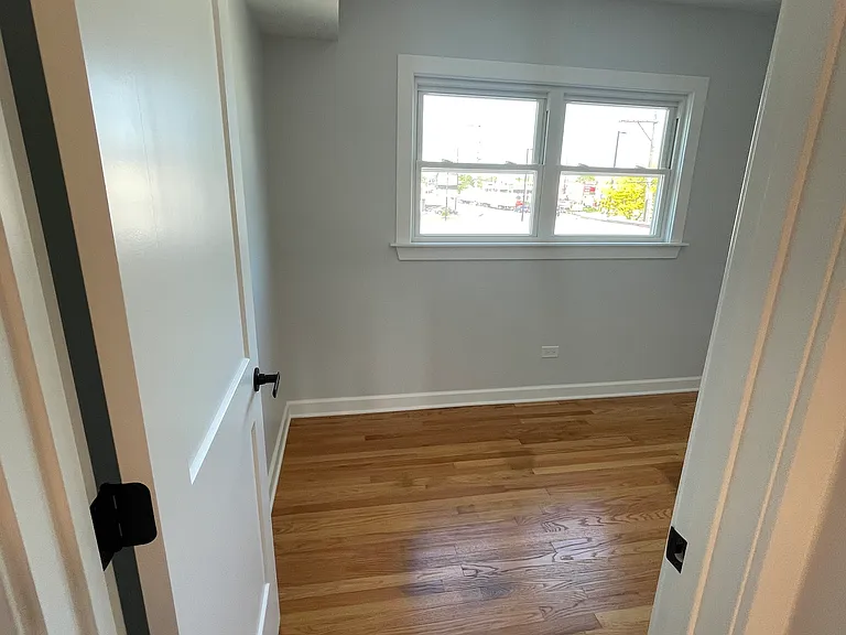 7105 W 79th St #1 — Photo 10