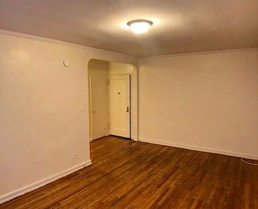 4th image of 48 Saint Pauls Pl APT 2J