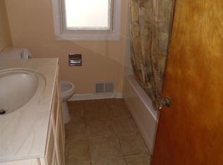 6975 N Gulley Rd, Dearborn Heights, MI 48127