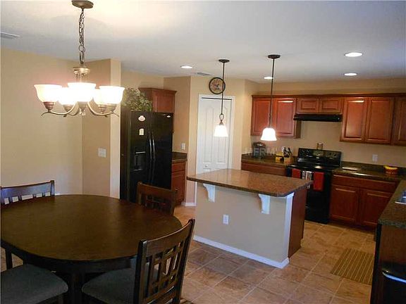 5th image of 7241 Wakeview Dr