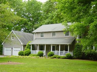 330 Ridge Ln, Wilkesboro, NC 28697