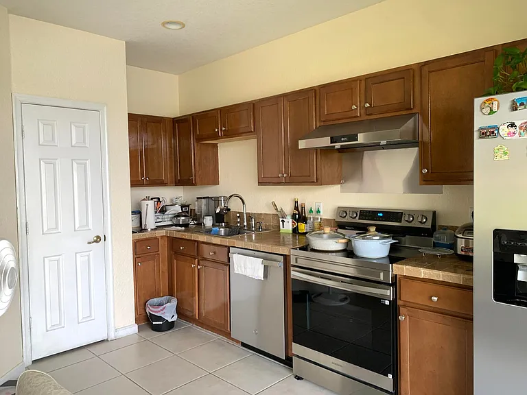 2304 Center Stone Ln — Photo 10