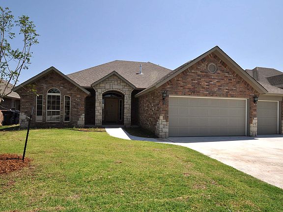 3rd image of 4904 SW 123rd St