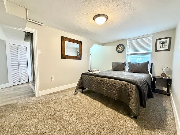 37 W Robert Ave — Photo 6