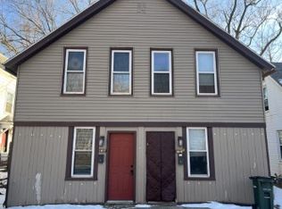 1617 W 10th St, Davenport, IA 52804