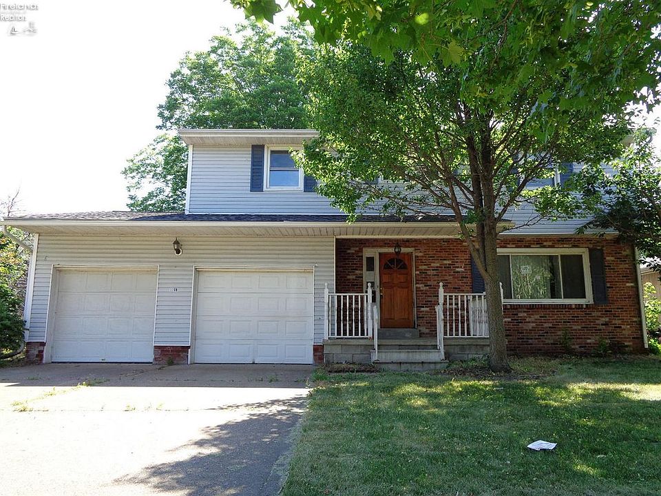 1st image of 1108 E Farwell St