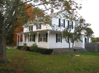 383 Long St, Warwick, RI 02886