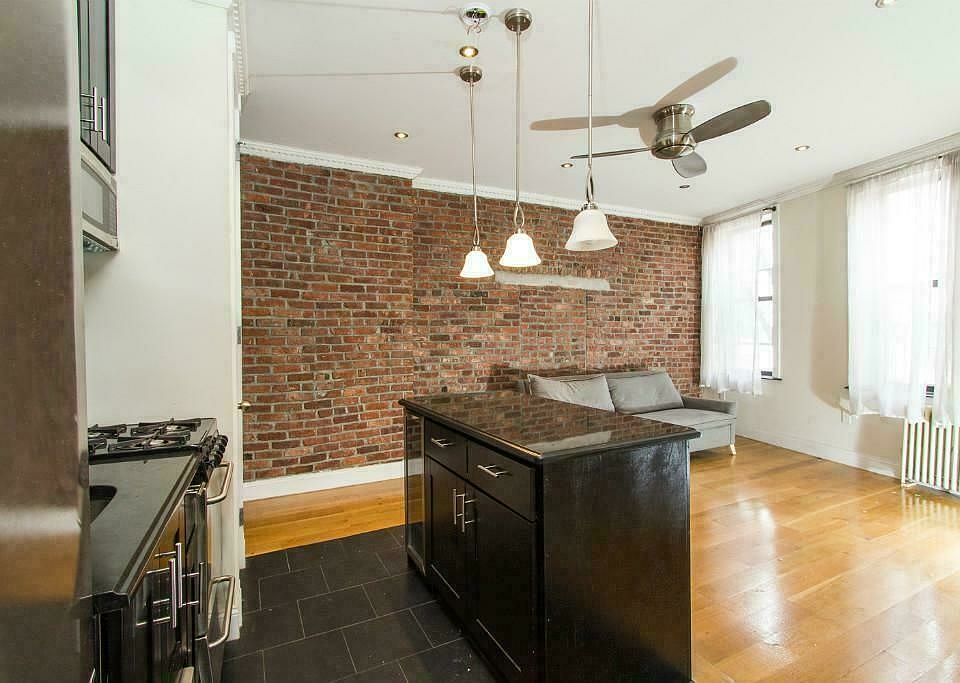 1st image of 20 Prince St APT 15