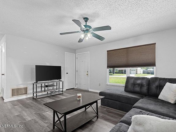2nd image of 7546 PHEASANT RUN Drive