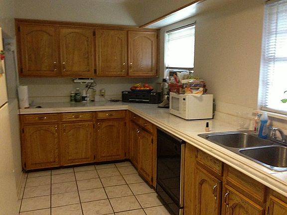 2nd image of 5707 Meadow Creek Ln